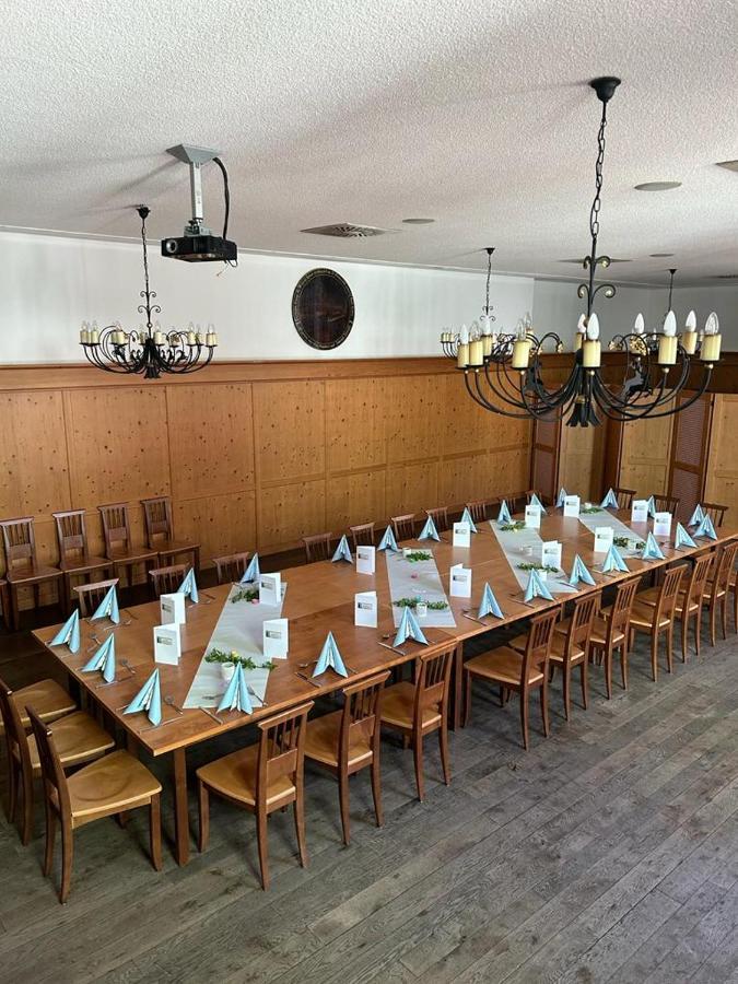 Gasthof Zum Greif Leoben  Bagian luar foto